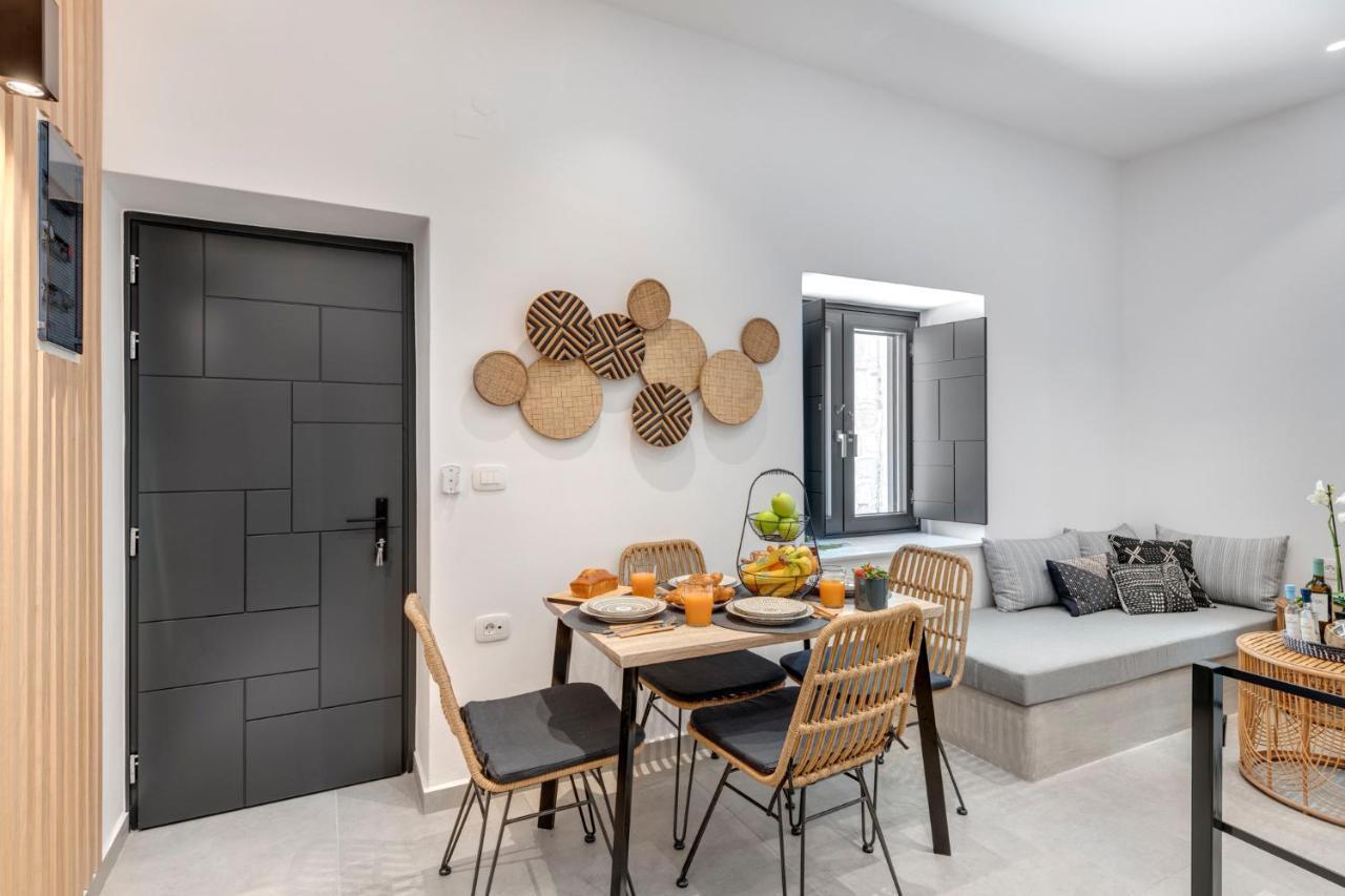 ארמופוליס Syrose Suites מראה חיצוני תמונה