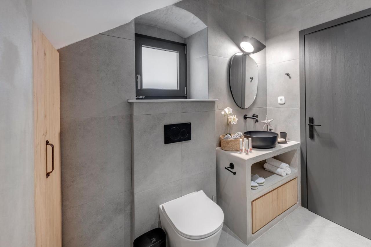 ארמופוליס Syrose Suites מראה חיצוני תמונה