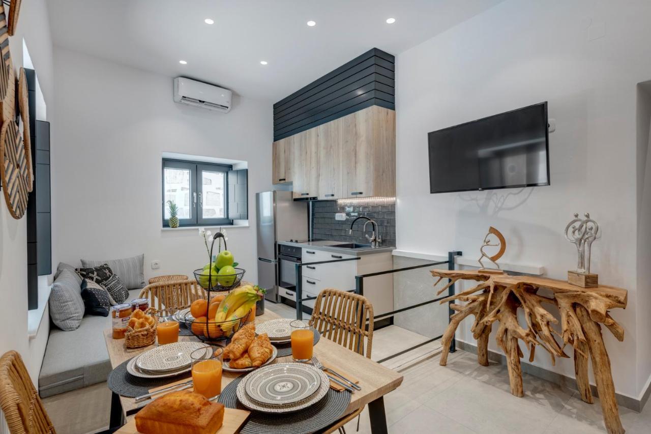 ארמופוליס Syrose Suites מראה חיצוני תמונה