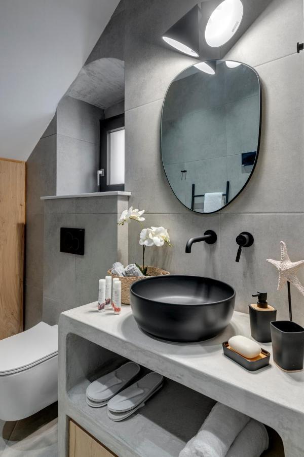 ארמופוליס Syrose Suites מראה חיצוני תמונה
